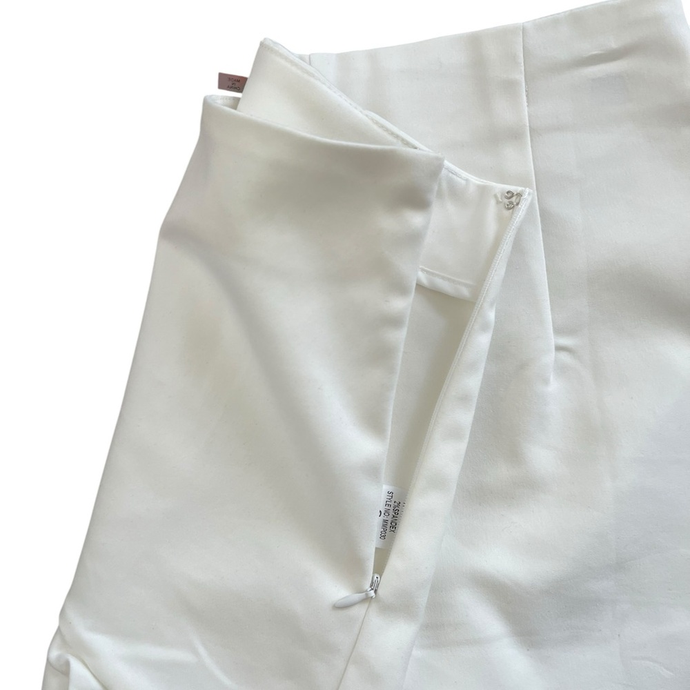 Vestique White Ruffle Skort - Picture 8 of 13